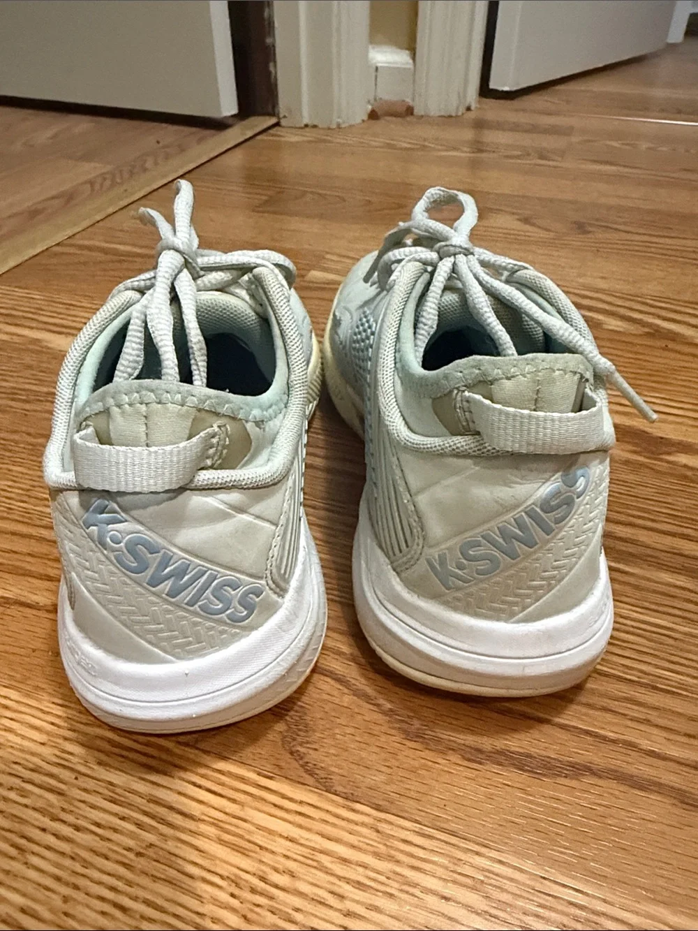 K-Swiss good used